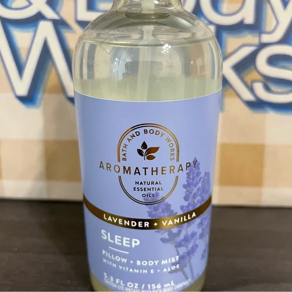 Bath & Body Works Lavender Vanilla Pillow Mist - Picture 3 of 5